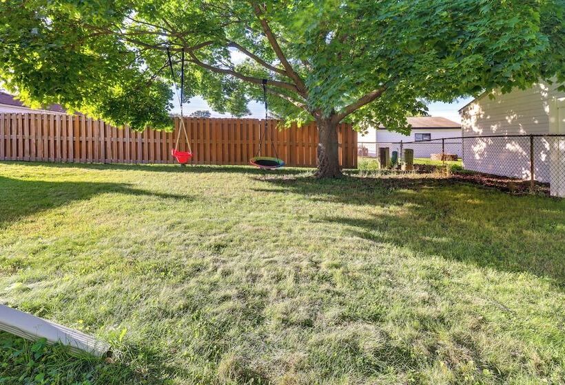 Westland Family Home W/ Deck & Fenced Yard
