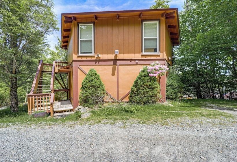 Beech Mountain Cabin W/ Deck, Grill: Ski + Hike!