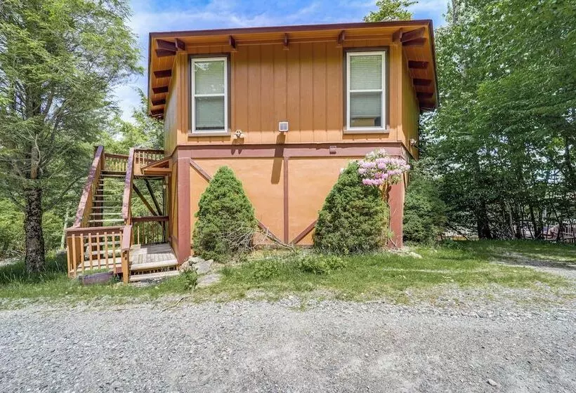 Beech Mountain Cabin W/ Deck, Grill: Ski + Hike!