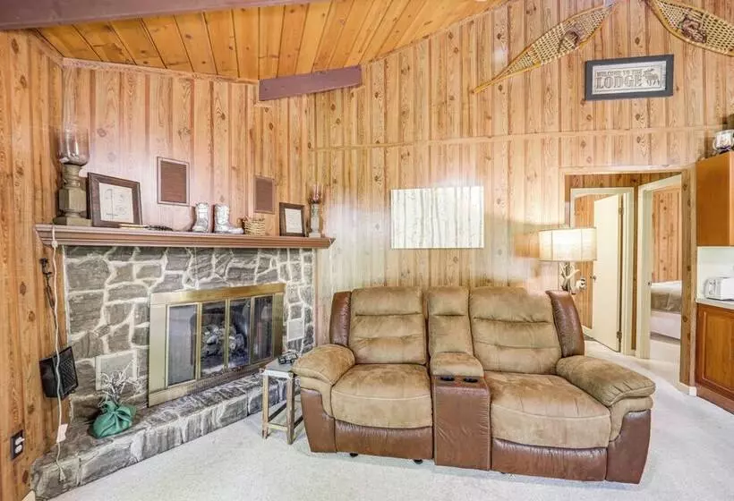 Beech Mountain Cabin W/ Deck, Grill: Ski + Hike!