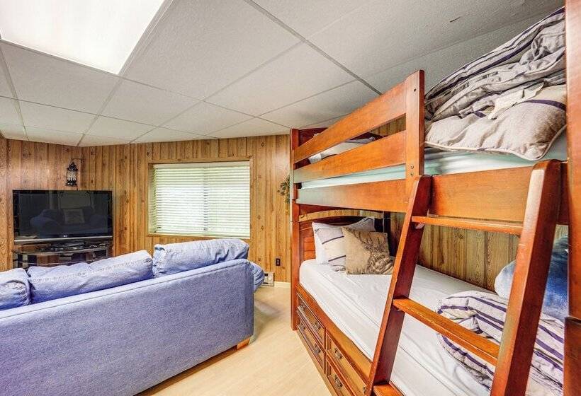 Beech Mountain Cabin W/ Deck, Grill: Ski + Hike!