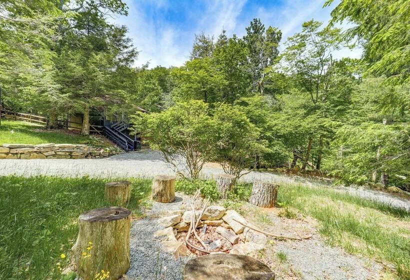 Beech Mountain Cabin W/ Deck, Grill: Ski + Hike!