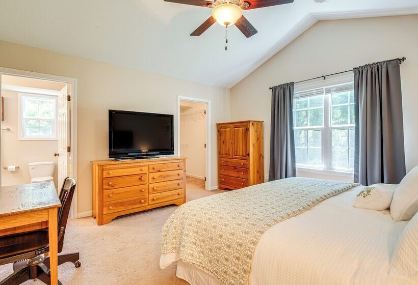 Candler Home W/ Porch & Backyard: Near Asheville!