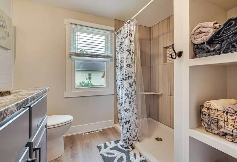 Charming Pepin Home Near Mississippi River!