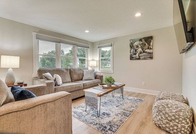 Charming Pepin Home Near Mississippi River!