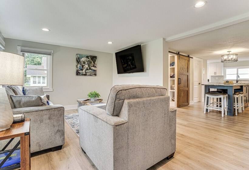 Charming Pepin Home Near Mississippi River!