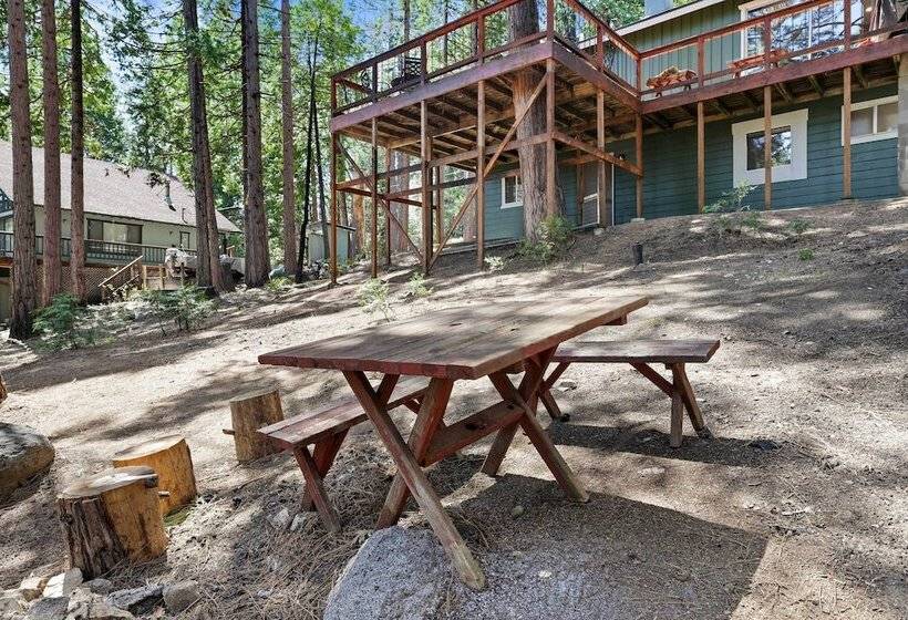 6 Mi To Pinecrest Lake: Cozy Cabin In Cold Springs