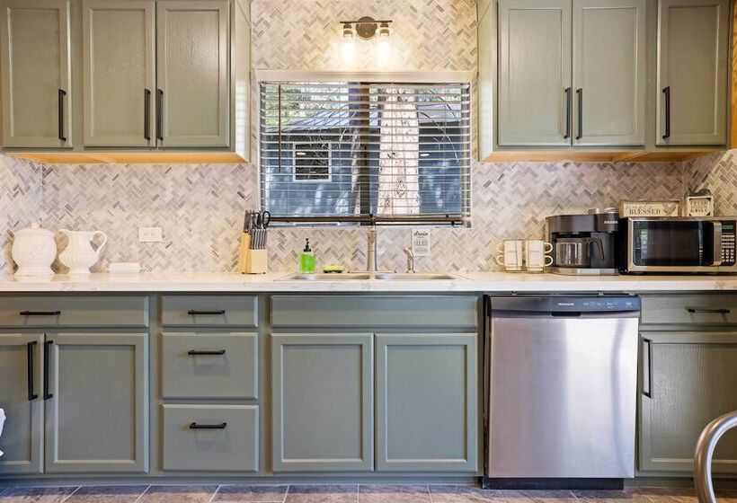 6 Mi To Pinecrest Lake: Cozy Cabin In Cold Springs