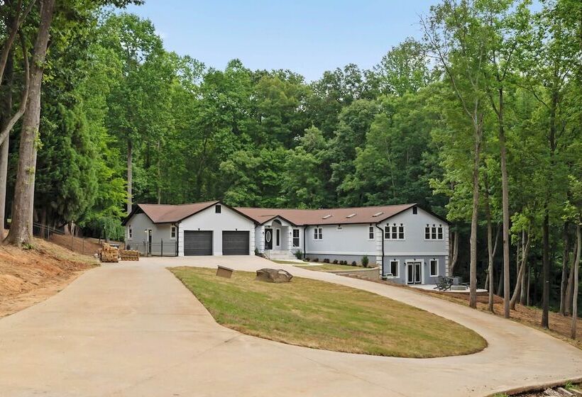 Fireside Fun By Avantstay Sleeps 18 Waterfront + Pool