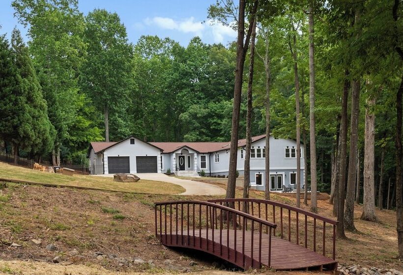 Fireside Fun By Avantstay Sleeps 18 Waterfront + Pool