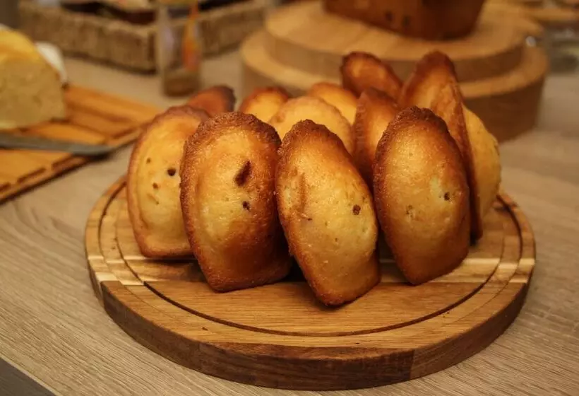 ホテル Hôtellerie Du Roy