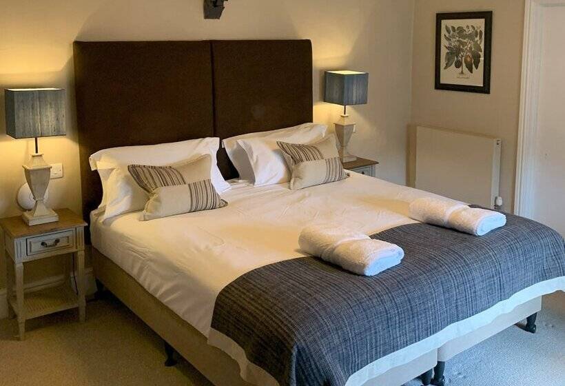 酒店 The Crown At Shipton