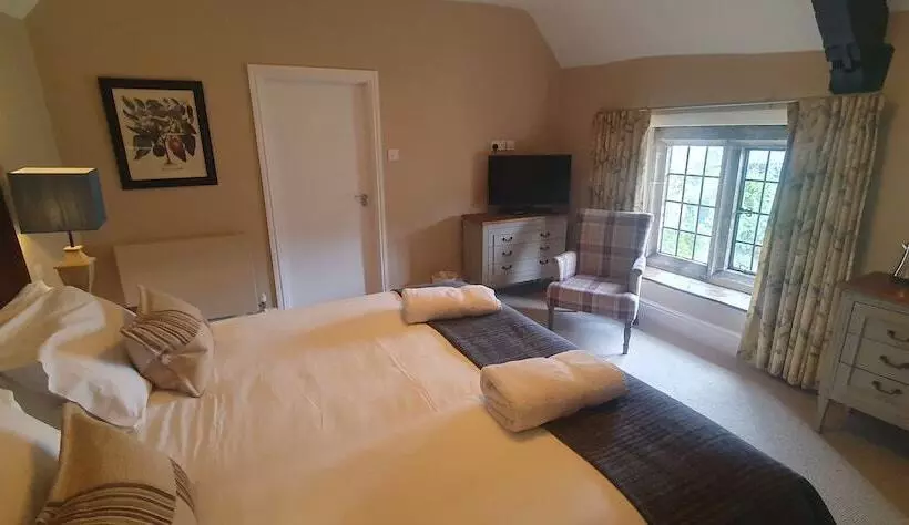 Hotelli The Crown At Shipton