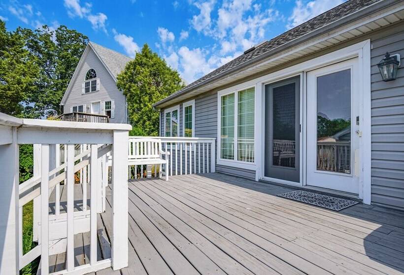 Middle River Retreat W/ 150 Pier: Dogs Welcome!