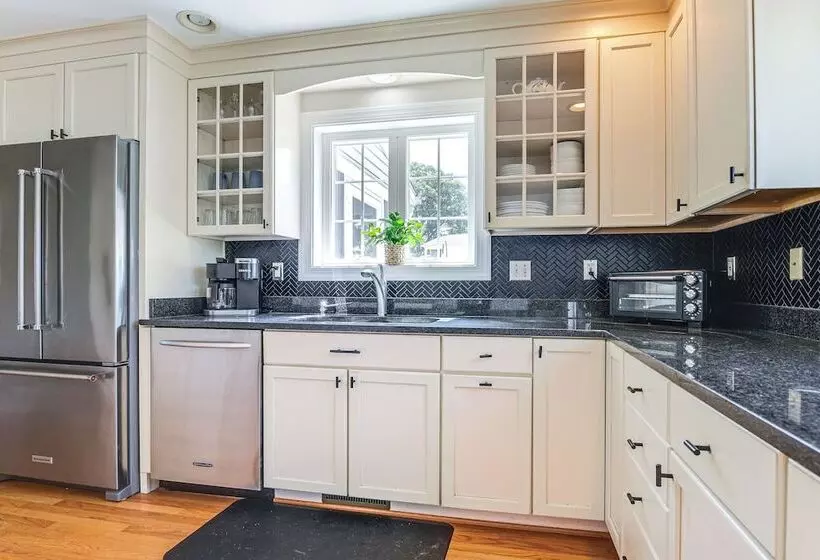 Middle River Retreat W/ 150  Pier: Dogs Welcome!
