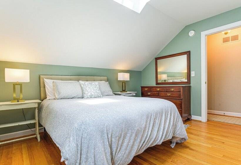 Middle River Retreat W/ 150 Pier: Dogs Welcome!