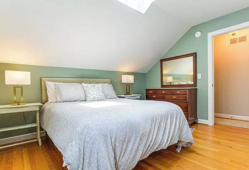 Middle River Retreat W/ 150  Pier: Dogs Welcome!