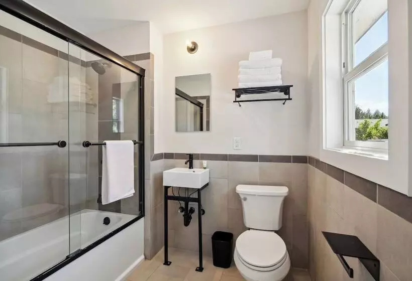 モーテル The Central Block