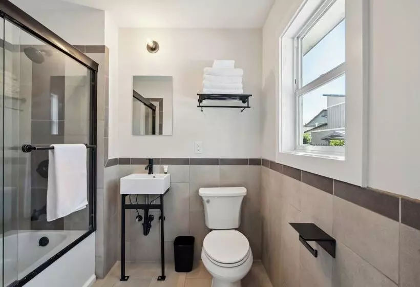 モーテル The Central Block