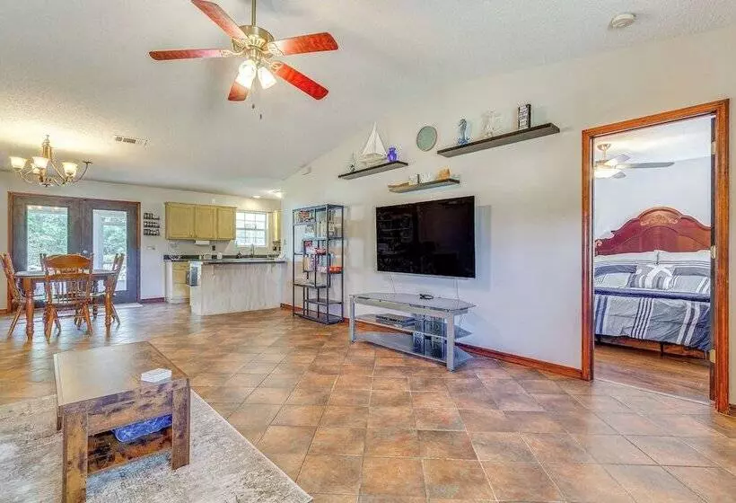 Navarre House W/ Game Room: 5 Mi To Beaches!