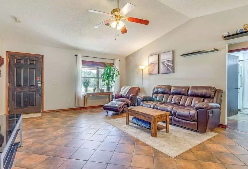 Navarre House W/ Game Room: 5 Mi To Beaches!