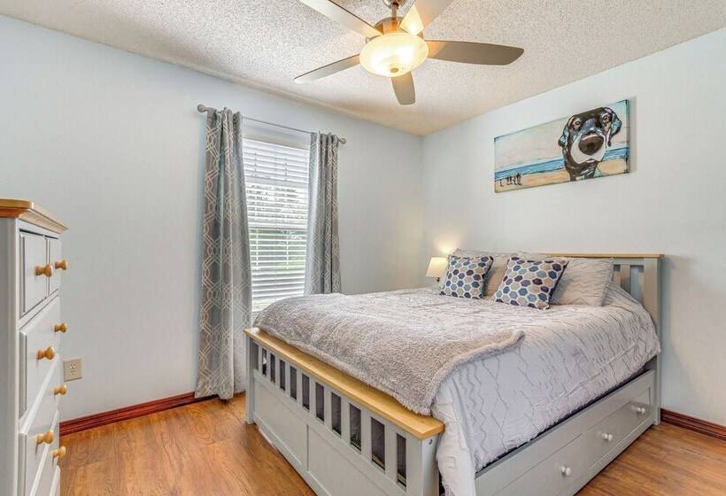 Navarre House W/ Game Room: 5 Mi To Beaches!