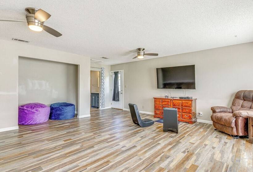 Navarre House W/ Game Room: 5 Mi To Beaches!