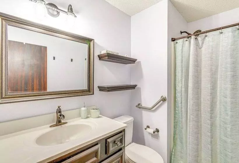 Navarre House W/ Game Room: 5 Mi To Beaches!