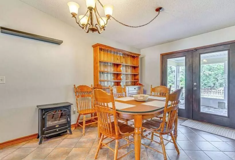 Navarre House W/ Game Room: 5 Mi To Beaches!