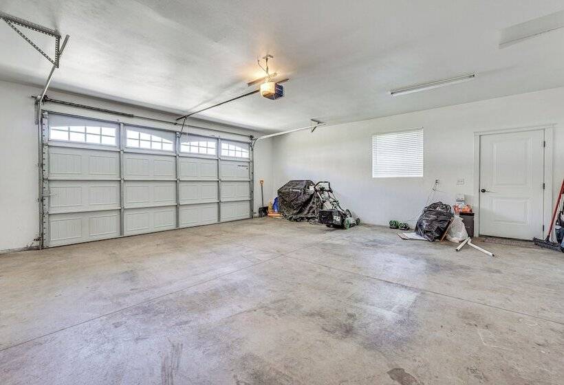 Pet Friendly Klamath Falls Home W/ Private Yard!