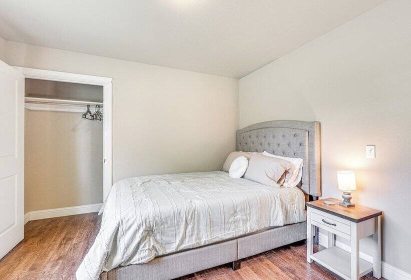 Pet Friendly Klamath Falls Home W/ Private Yard!