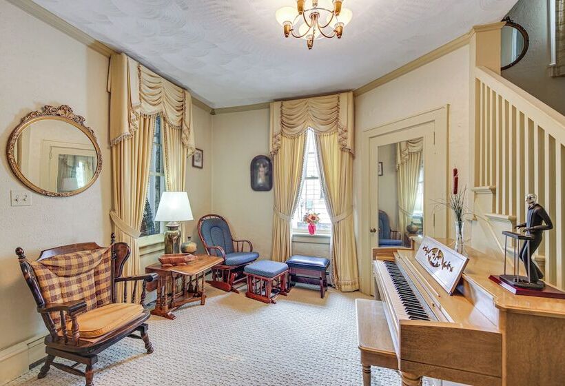 15 Mi To Seven Springs Resort: Somerset Home!