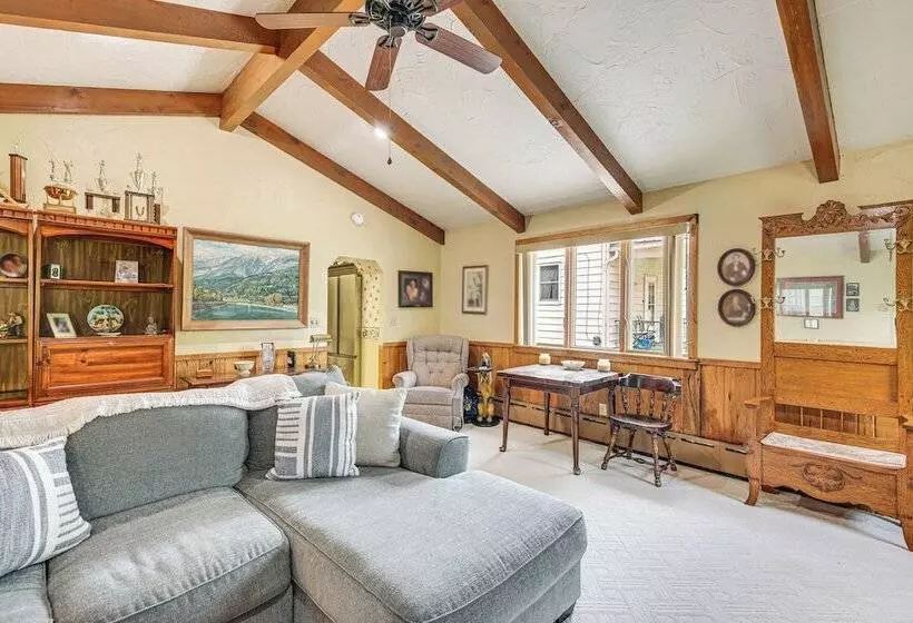 15 Mi To Seven Springs Resort: Somerset Home!