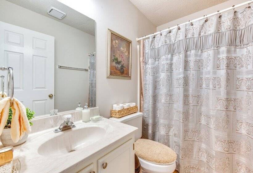 Powder Springs Home W/ Grill: 11 Mi To Six Flags!