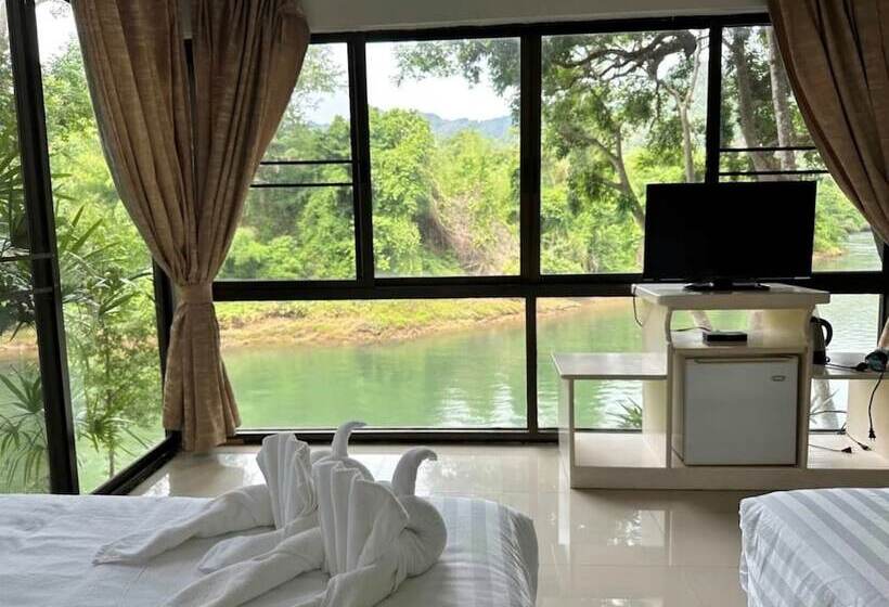 Puprai Tarnnarm Resort