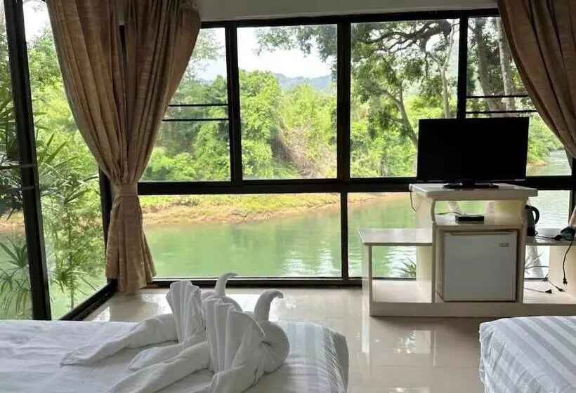 Puprai Tarnnarm Resort