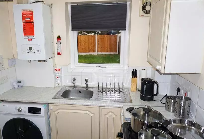 Residenssi The Oasis   For Contractors And Individuals