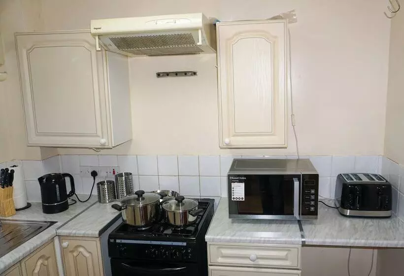 Residenssi The Oasis   For Contractors And Individuals