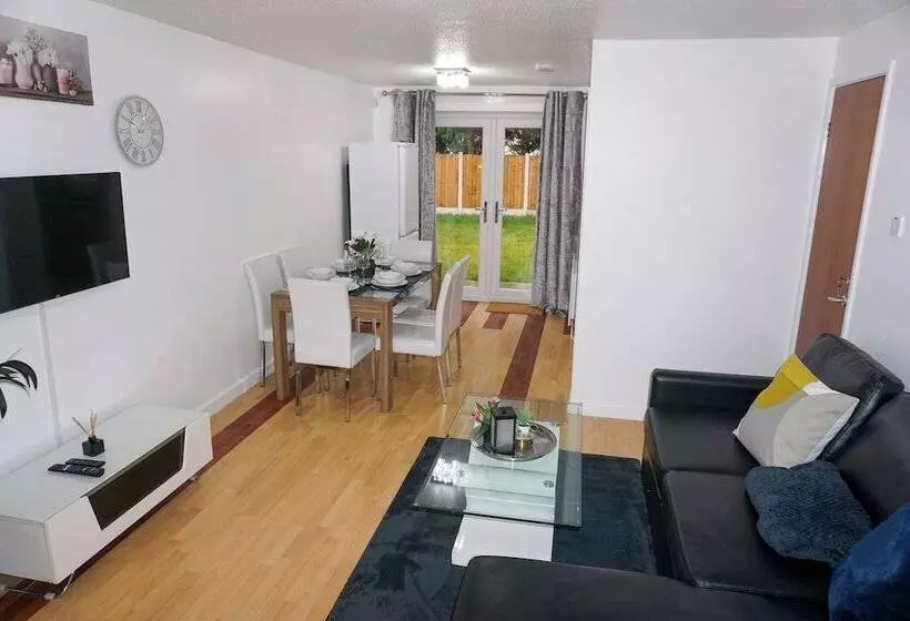 Residenssi The Oasis   For Contractors And Individuals