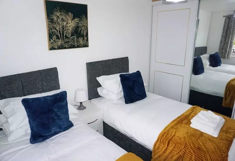 Residenssi The Oasis   For Contractors And Individuals