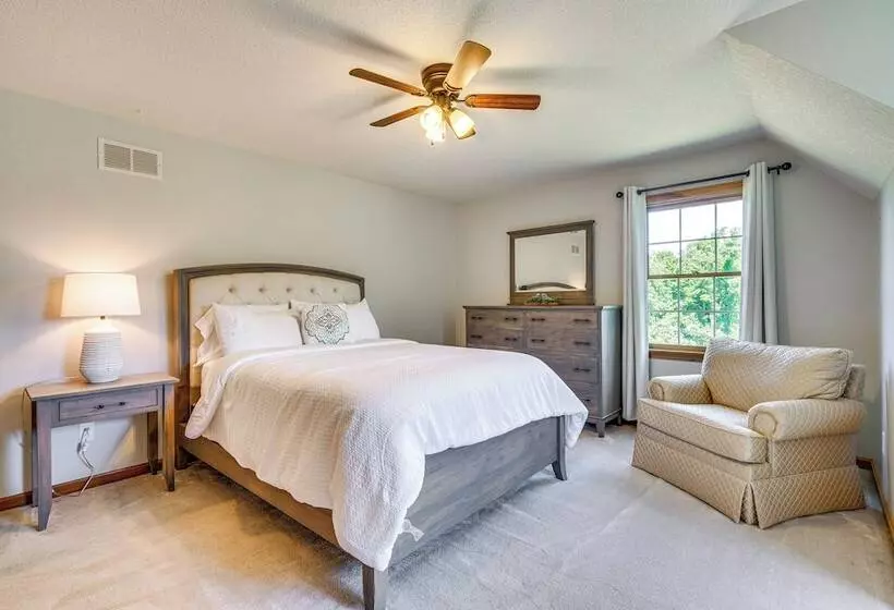 Spacious Thornville Home ~ 8 Mi To Buckeye Lake!