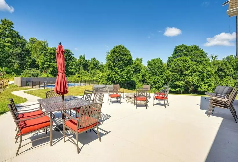 Spacious Thornville Home ~ 8 Mi To Buckeye Lake!