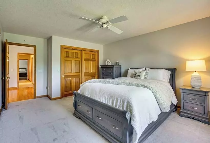 Spacious Thornville Home ~ 8 Mi To Buckeye Lake!