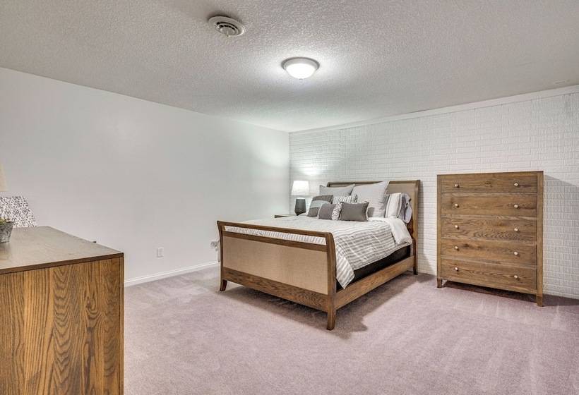 Spacious Thornville Home ~ 8 Mi To Buckeye Lake!