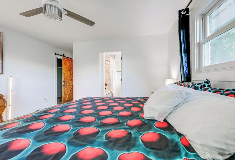 Spacious Waynesville Retreat W/ Yard & Patio!