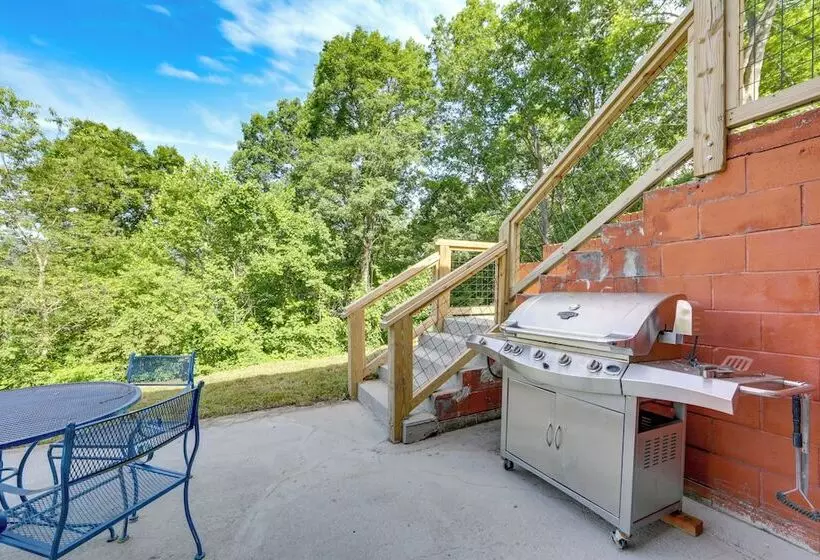 Spacious Waynesville Retreat W/ Yard & Patio!