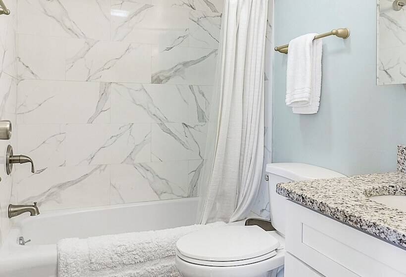 Three Rivers Apartments By Barsala