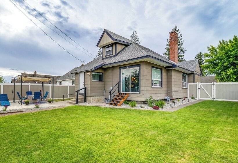 Updated Spokane Home W/ Furnished Patio Near Dtwn!