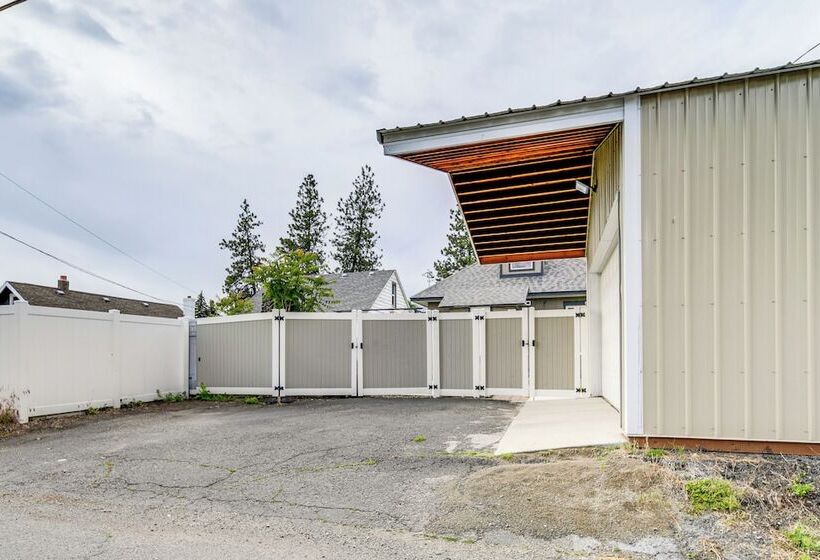 Updated Spokane Home W/ Furnished Patio Near Dtwn!