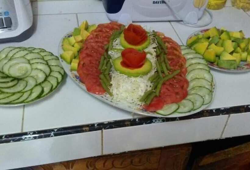 تختخواب و صبحانه Adrianos Hostal